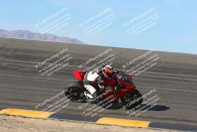 media/Dec-15-2023-Apex Assassins (Fri) [[91f19fb1c7]]/Trackday 2/Session 2 (Bowl)/